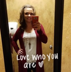 Meet your Posher, Stacia